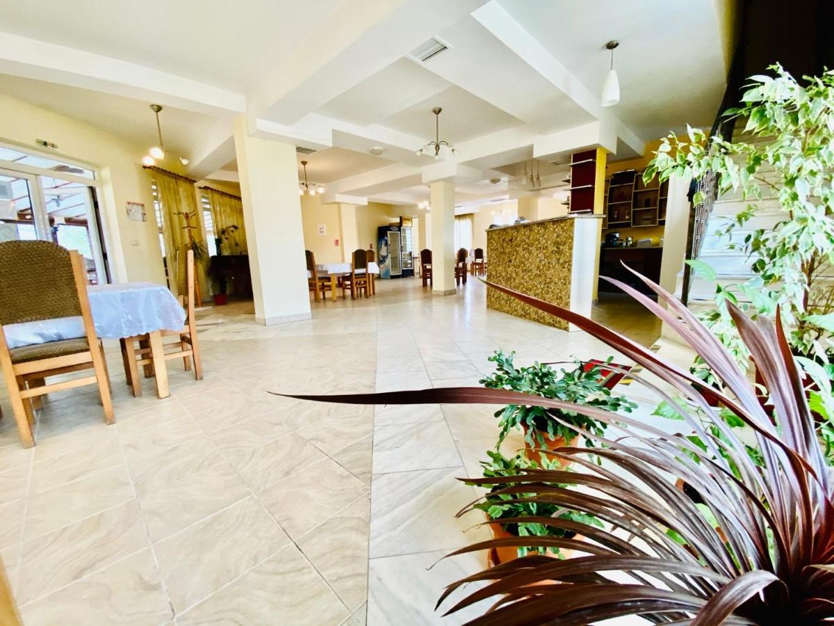 La Gradina Hotell Zalău Eksteriør bilde