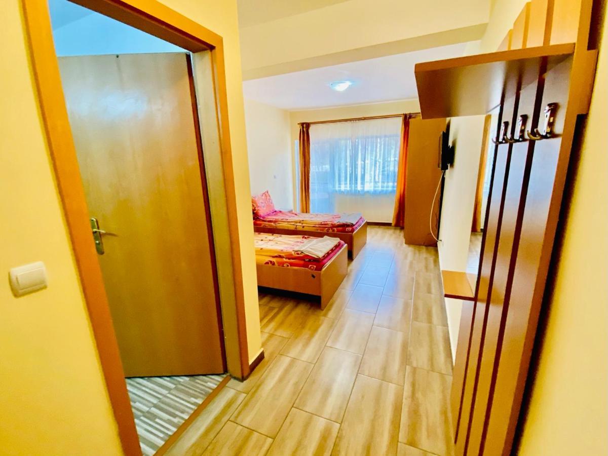 La Gradina Hotell Zalău Eksteriør bilde